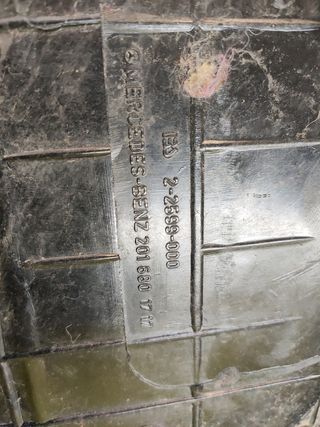 ✅TAPA INFERIOR SALPICADERO MERCEDES W201