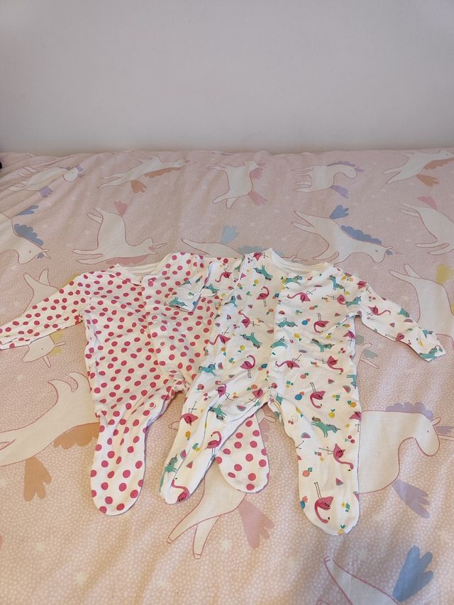 Pijama bebé niña talla 1 mes