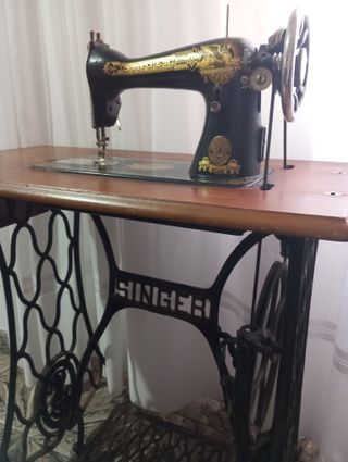 Máquina de coser SINGER de 1922