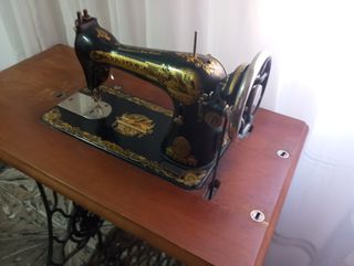 Máquina de coser SINGER de 1922