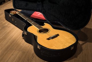 Washburn EA26 Craig Chaquico (1996)