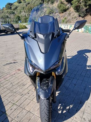 Yamaha tmax 560 20 aniversario