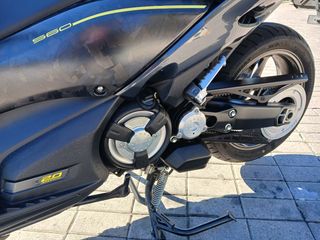 Yamaha tmax 560 20 aniversario