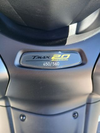 Yamaha tmax 560 20 aniversario