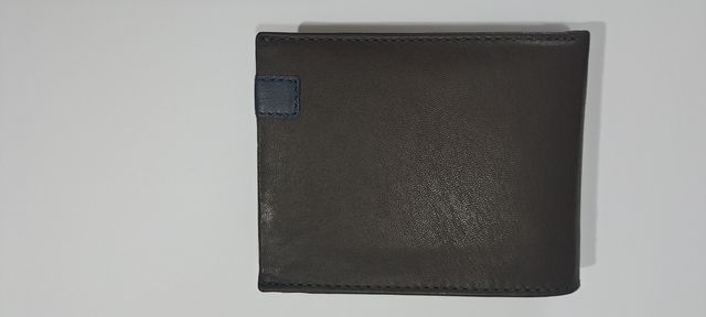 Portafoglio in pelle marrone