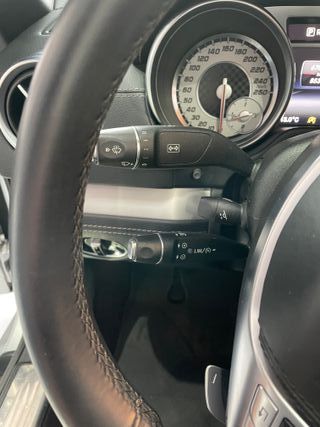Mercedes-Benz  SL 2016