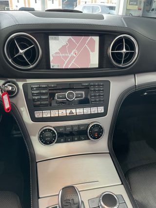Mercedes-Benz  SL 2016
