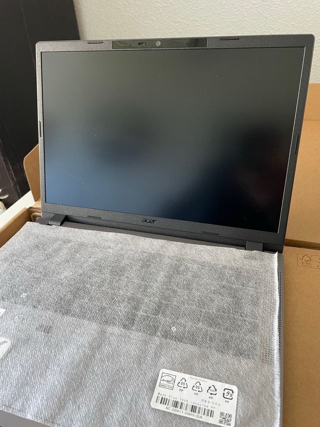 Portatil acer tmp21455G2