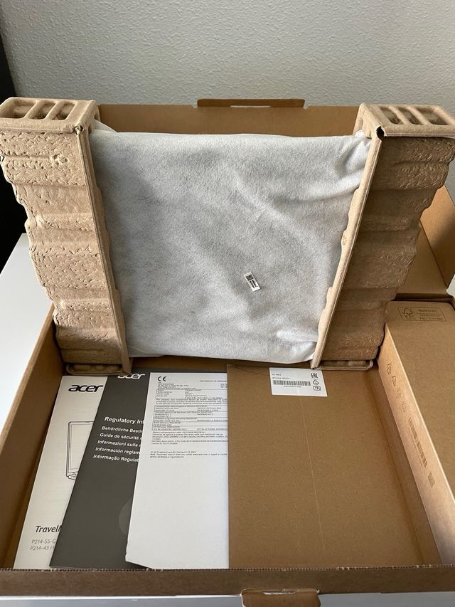 Portatil acer tmp21455G2