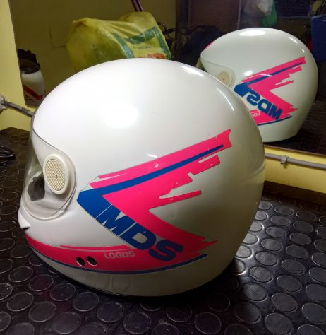Casco motociclistico MDS