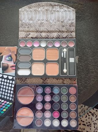 Paletas de sombras de ojo