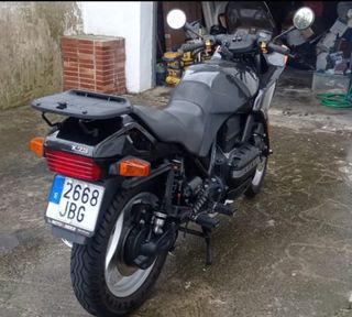 BMW K75