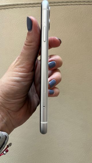 iPhone 11 128 gb blanco libre