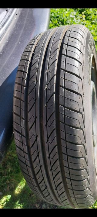 Lote ruedas de coche