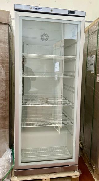 ARMARIO EXPOSITOR EUROFRED A ESTRENAR