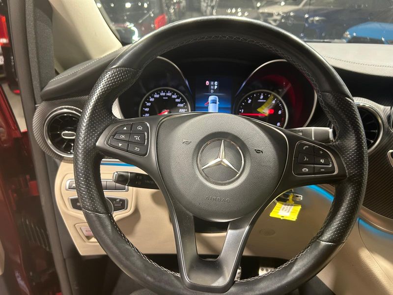Mercedes-Benz Clase V V 300d Largo Avantgarde 2022, foto 27