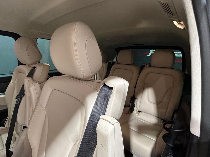 Mercedes-Benz Clase V V 300d Largo Avantgarde 2022, foto 21