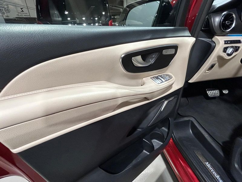 Mercedes-Benz Clase V V 300d Largo Avantgarde 2022, foto 32