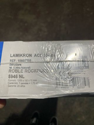 SUELO LAMINADO AC5 10mm