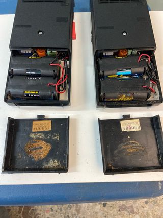 Juego Walkies Talkies  Sanyo Dual Channel