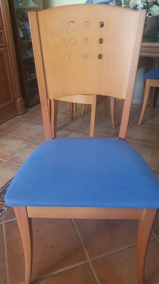 Mesa y 6 sillas,Mesa desmontada para transporte 