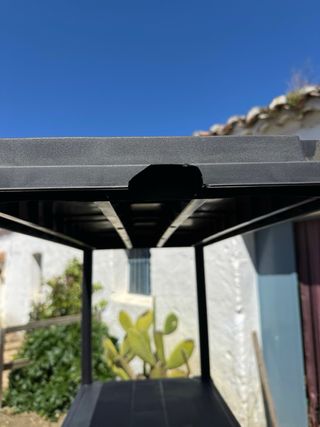 Estantería de plastico negra
