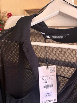 Camisa semitransparente negra Zara 