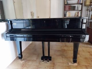 Piano de cola YAMAHA G5