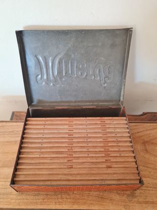 Caja de metal imprenta llama Minerva