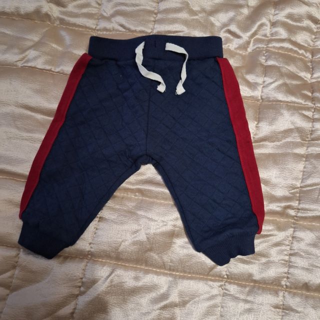 Pantaloni 6 mesi primigino nuovo
