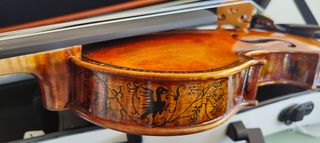 Violín 4/4 Patrón Stradivarius.