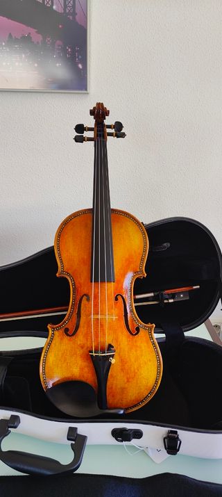 Violín 4/4 Patrón Stradivarius.