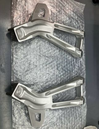 Estriberas BMW F750GS