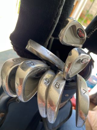 Juego completo equipo palos de golf.