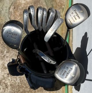 Juego completo equipo palos de golf.