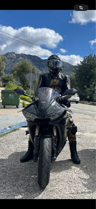 Yamaha R6