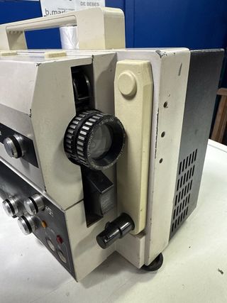 Projector super 8 eumig mark s 810