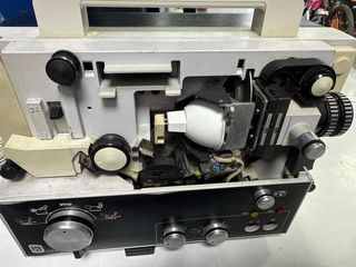 Projector super 8 eumig mark s 810