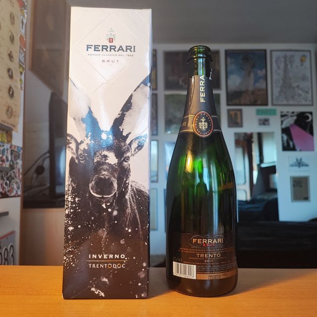 Bottiglia vuota Ferrari