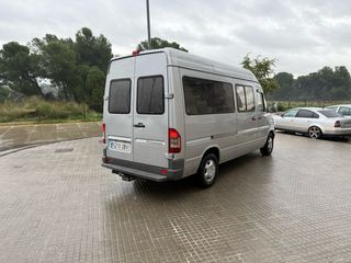 Mercedes-Benz Sprinter 2004