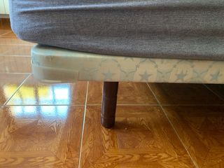 Dormitorio de matrimonio con colchón 135