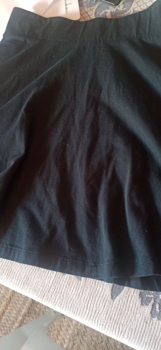 Mini falda con vuelo