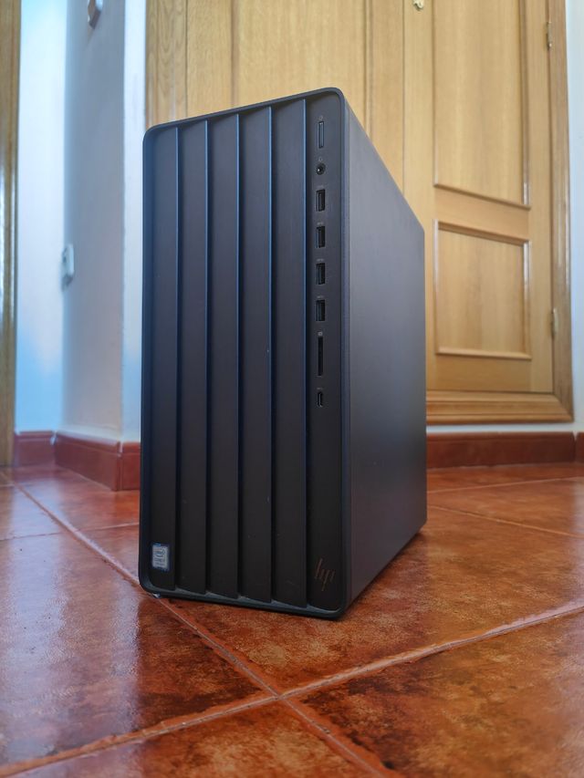 HP torre PC ENVY TE01-0008ns 