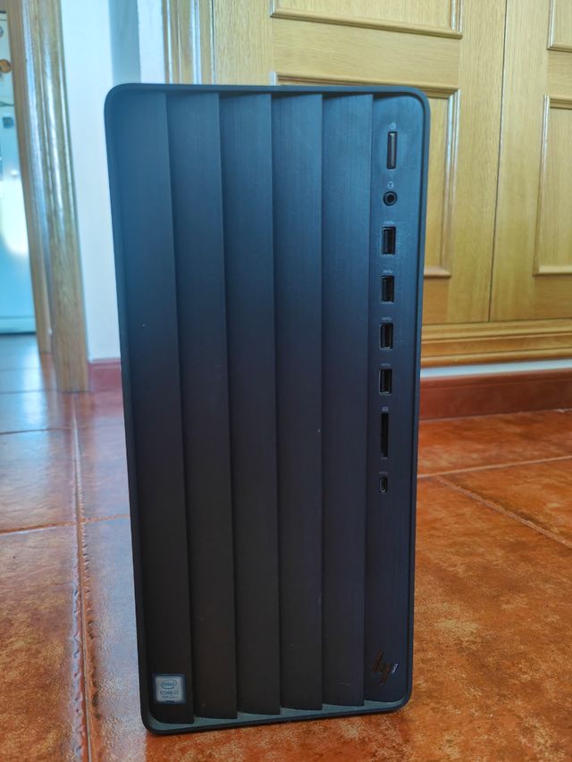 HP torre PC ENVY TE01-0008ns 