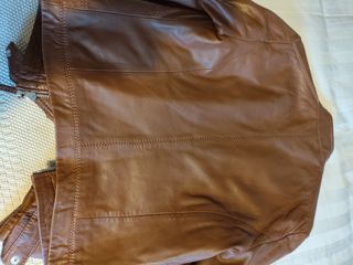 Cazadoras piel, 75 euros cada una