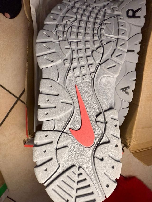 Nike air barrage low