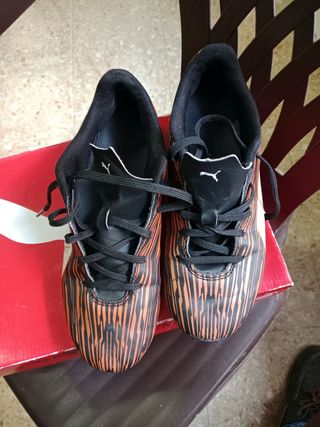 Botas fútbol puma
