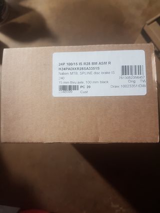 PAREJA DE BUJES DTSWISS 240 A ESTRENAR