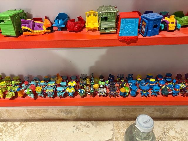 Coleccion superthings