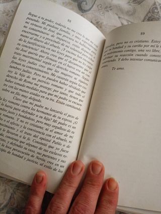 De Victoria Para Alejandro/from Victoria for Alejandro (Spanish Edition)